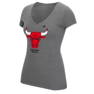 Women's adidas Chicago Bulls Netted Shine Logo Tee |Size Small